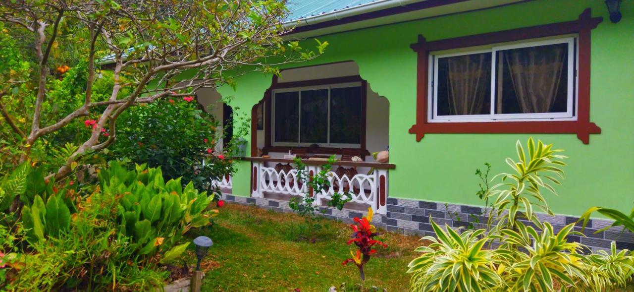 Dan Zoranz Self Catering Guest House La Digue Kültér fotó
