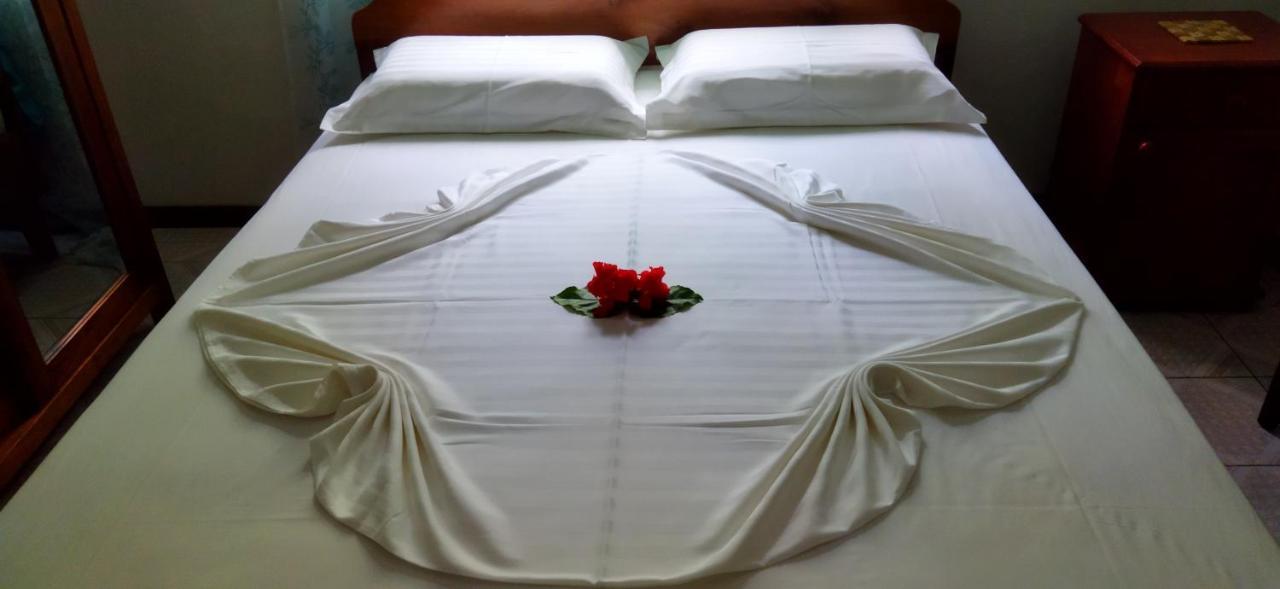 Dan Zoranz Self Catering Guest House La Digue Kültér fotó