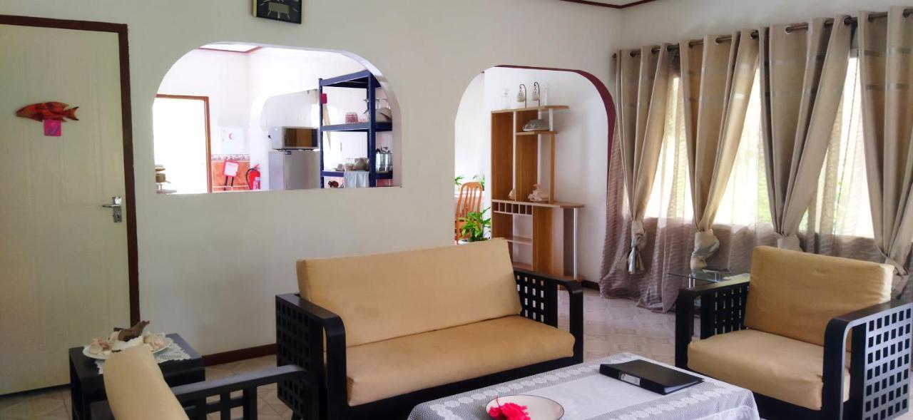 Dan Zoranz Self Catering Guest House La Digue Kültér fotó