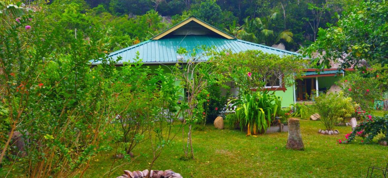 Dan Zoranz Self Catering Guest House La Digue Kültér fotó