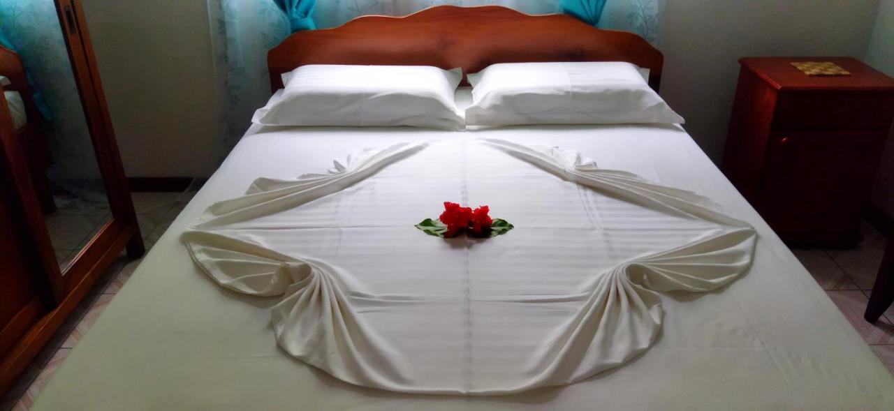 Dan Zoranz Self Catering Guest House La Digue Kültér fotó