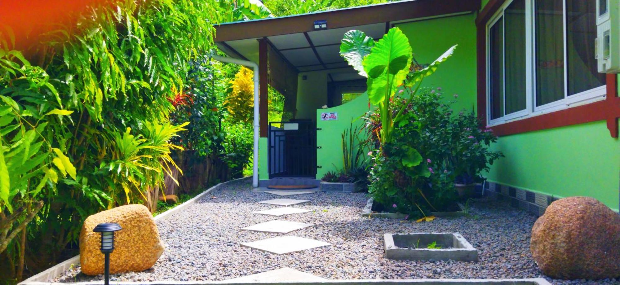 Dan Zoranz Self Catering Guest House La Digue Kültér fotó