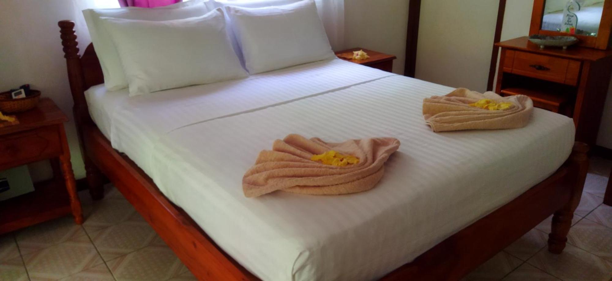 Dan Zoranz Self Catering Guest House La Digue Kültér fotó